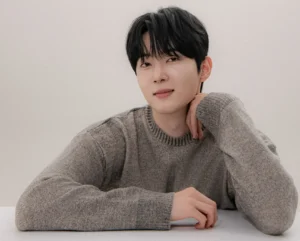 Dong Ho, Balancing Numbers & Notoriety, Unscripted Path to Reinvention