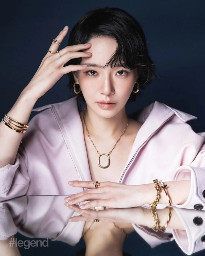 Park Gyu young, Grace Between Worlds